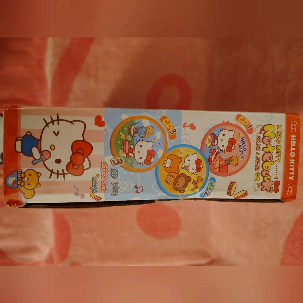 EXCLUSIVE - Hello Kitty Officially Licensed Toy Laptop - Picture 11 of 13